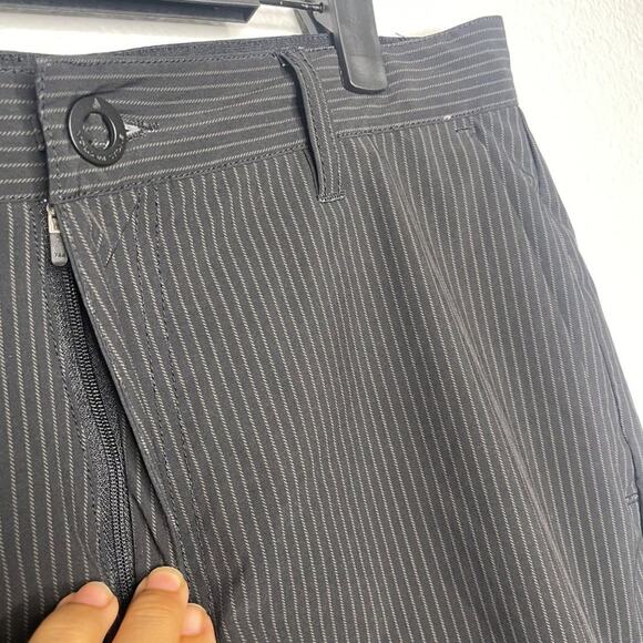 Volcom Mens Shorts Size 32 Black Striped Pin Striped Print Chino Casual Wear - Picture 10 of 14